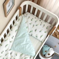 Set lenjerie de schimb pentru patut bebe 3 piese Mix Feather verde menta